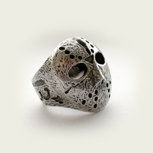 Байкерская атрибутика-Байкерский перстень Кольцо серебряное, чернение. Хоккейная маска Джейсона.